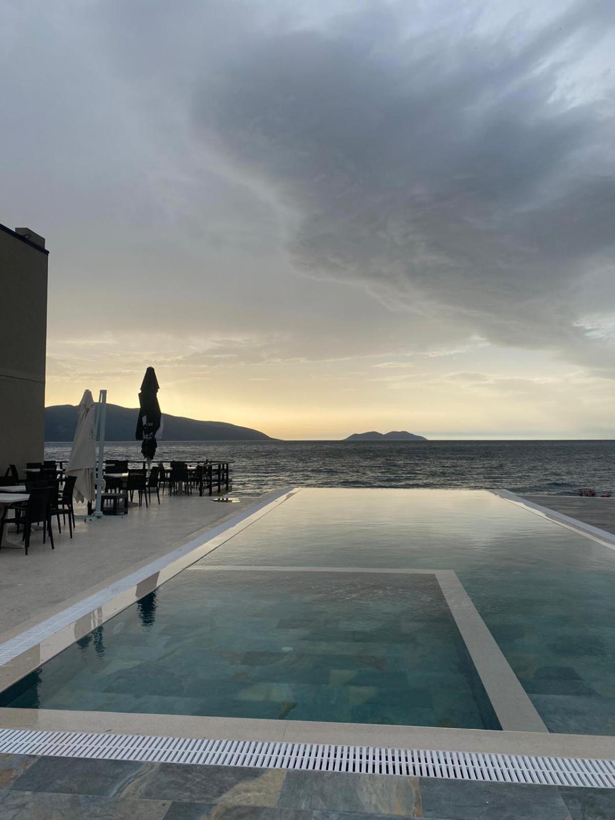 Dukes Albania Hotel Radhime Luaran gambar