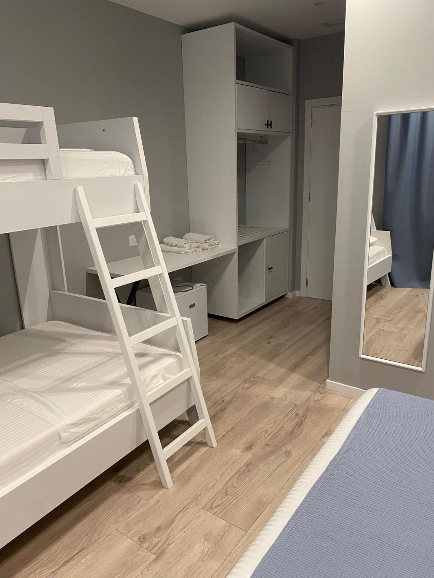 Dukes Albania Hotel Radhime Luaran gambar