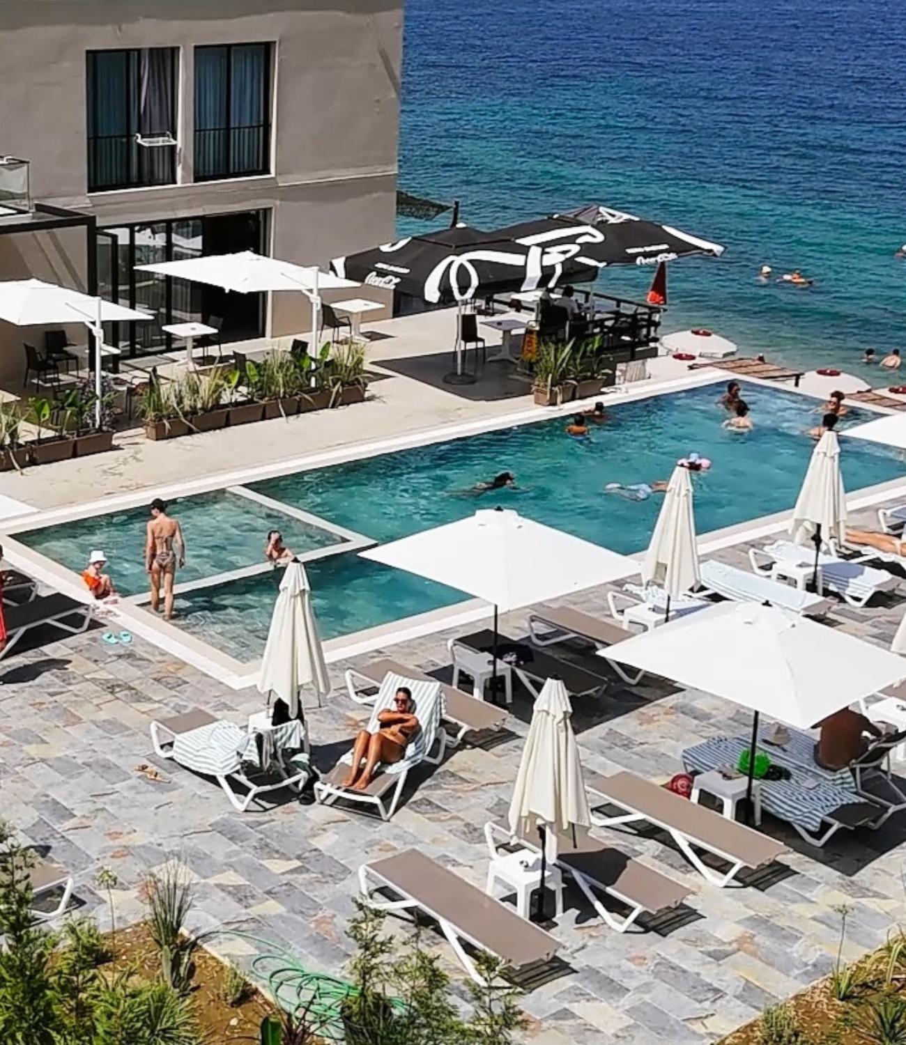 Dukes Albania Hotel Radhime Luaran gambar